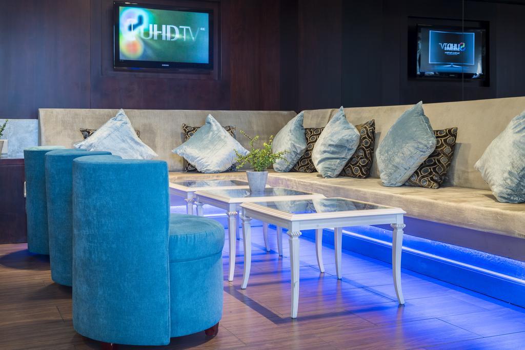 Hotel Le Vendome Cape Town Ngoại thất bức ảnh The lounge at the airport